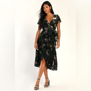 Lulus Floral Chic Status Emerald Green Floral Velvet Burnout Wrap Midi Dress